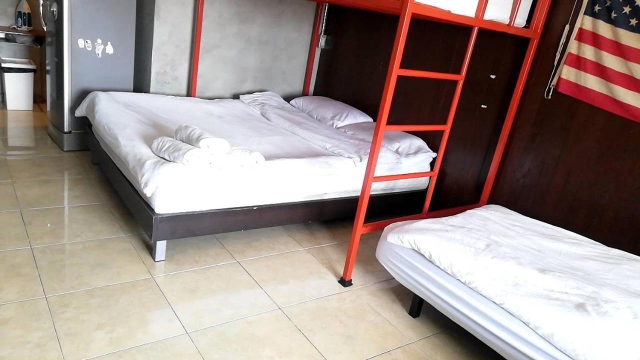 Renovated Loft Style Condo Bangkok Extérieur photo